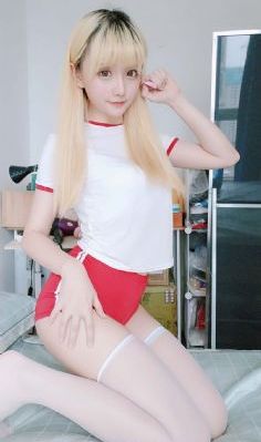 假正经