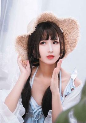 公交车扒开稚嫩挺进去j赵知梨
